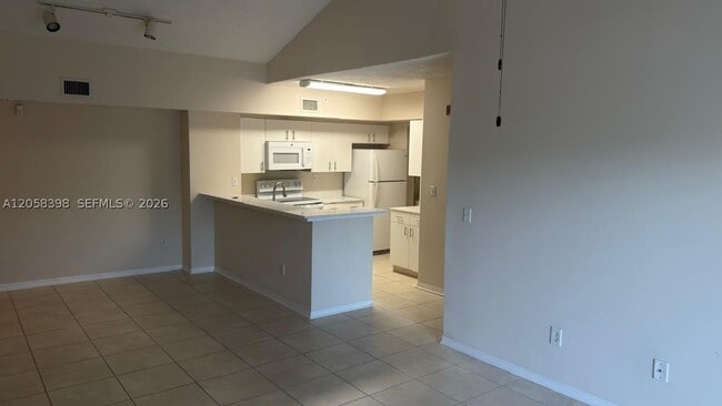 Photo - 2600 S University Dr Unit 325