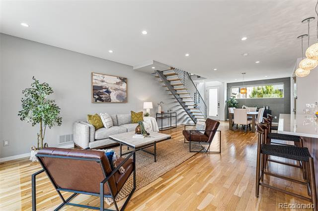 Photo - 3229 W 20th Ave