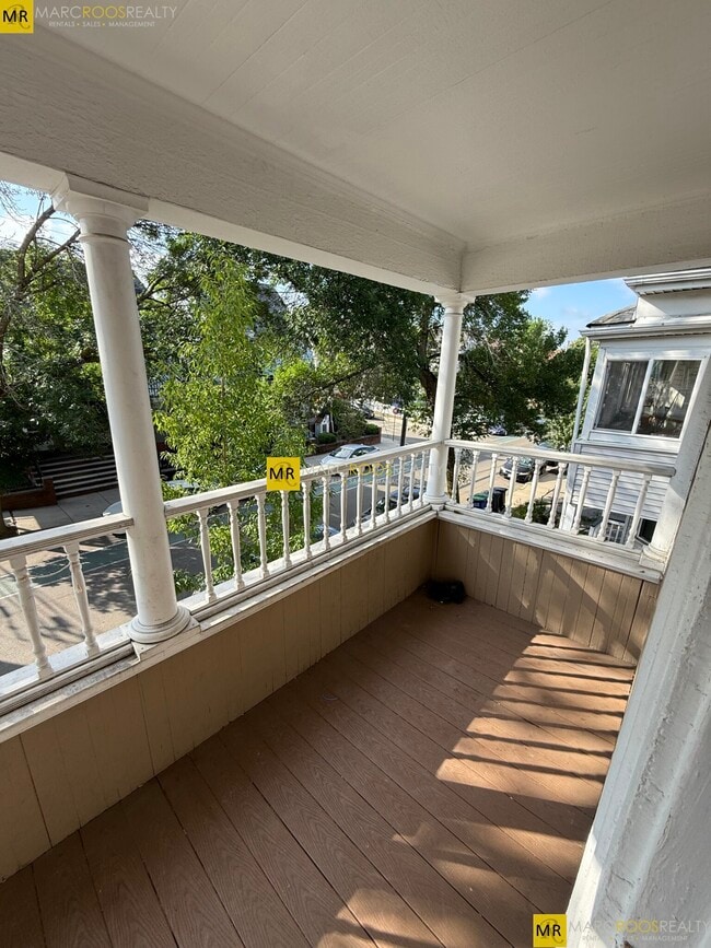 Photo - 64 Willow Ave