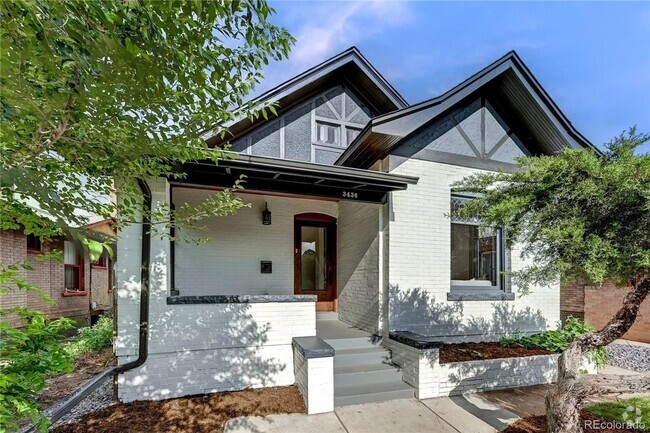 Building Photo - Stunning remodel in the beautiful Potter H... Rental