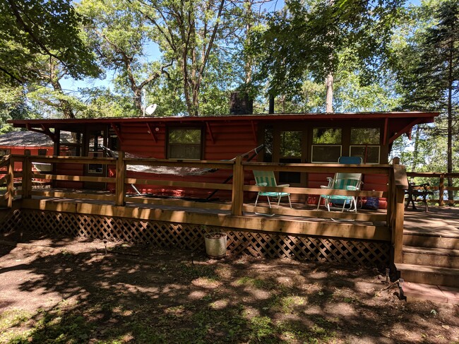 Small log cabin on bay to Rice Lake - 15509 Turning Trl Casa