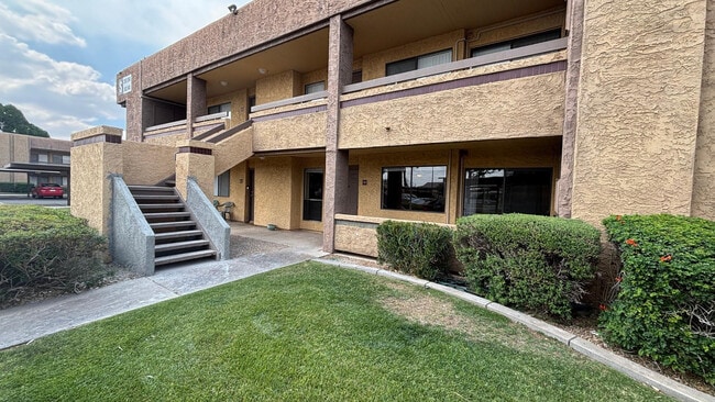 Photo - 3601 W Tierra Buena Ln Unidad 155