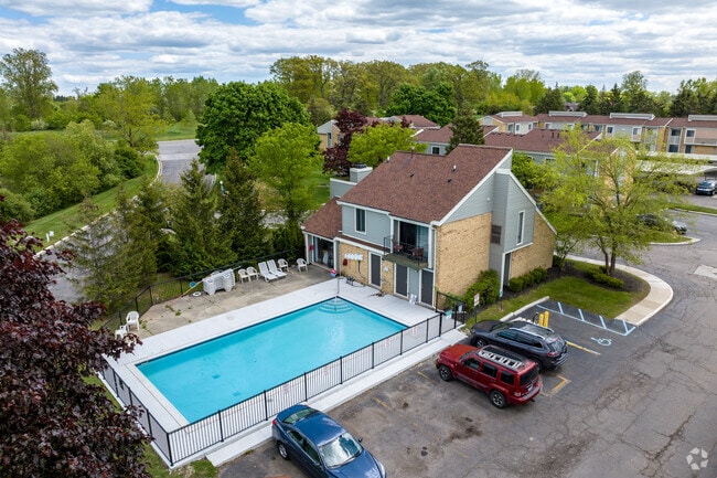 Leasing Office & Pool - Turtle Creek Apartments