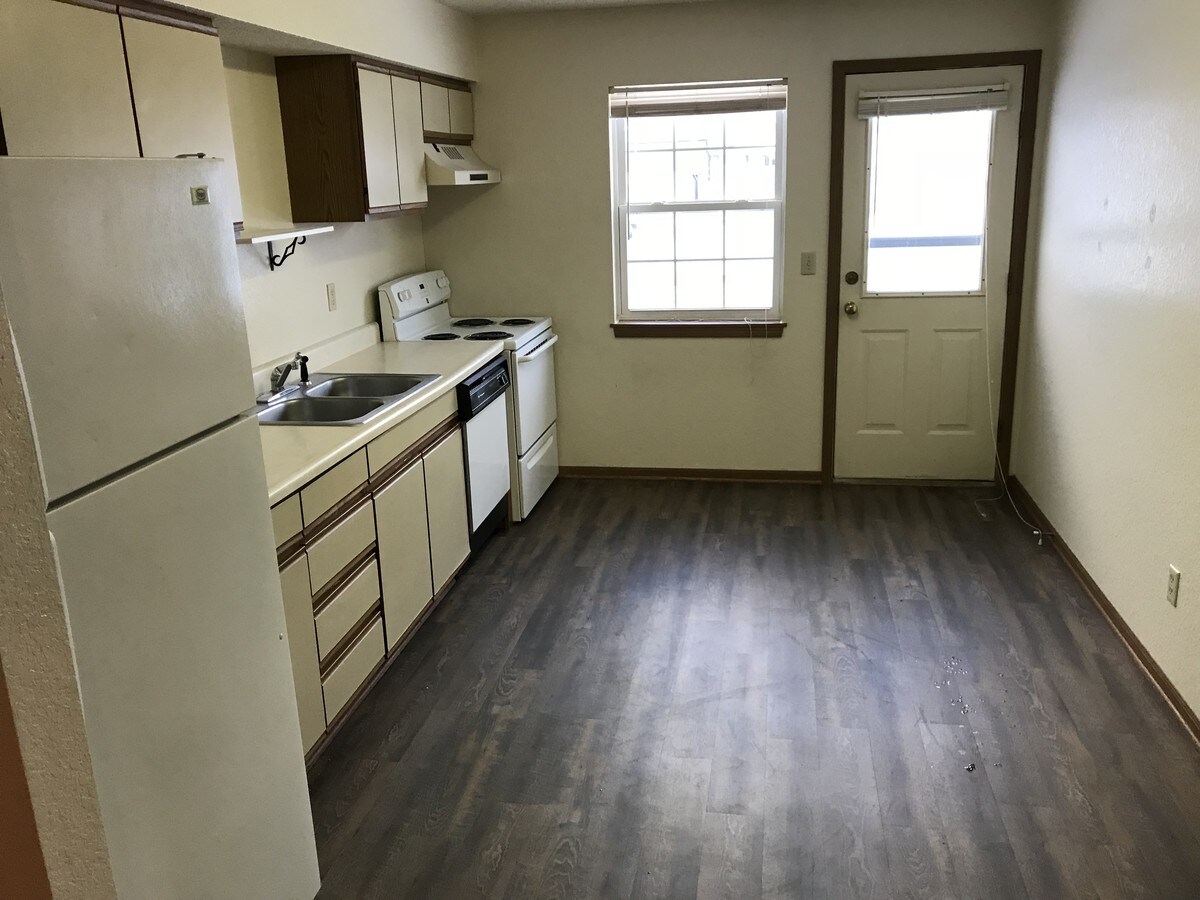 Uptegrove Apartments - Uptegrove Apartments