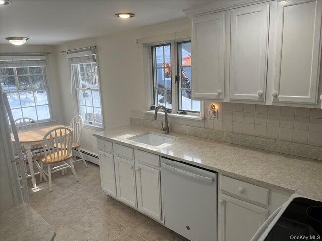 Photo - 17 Washington Ave