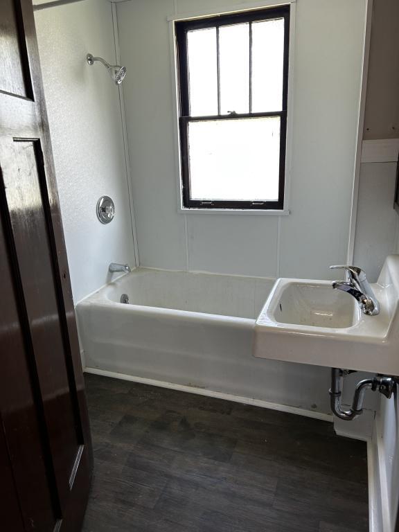 Photo - 513 Wellmoor St