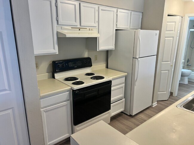 Photo - Cozy condo in the Chestnut Community! Unidad K10