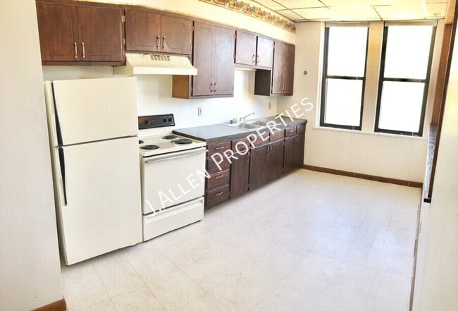 Building Photo - 313 N 12th St Unit 302 Rental