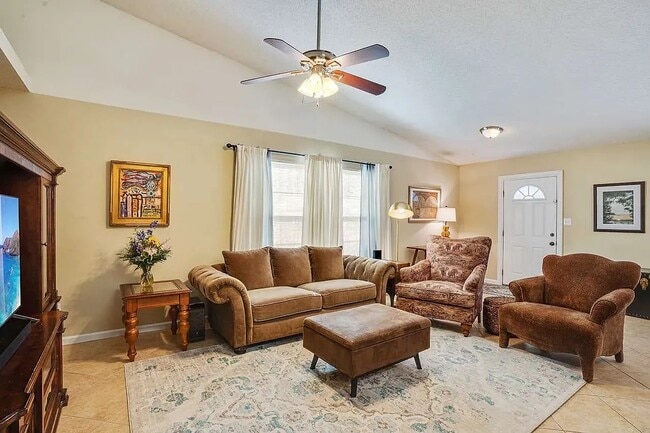 Photo - 3498 Chatelaine Ct