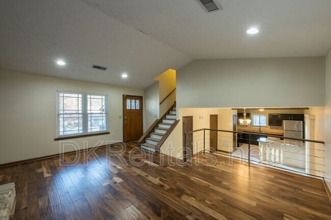 Photo - 1356 Bridgeson Ct