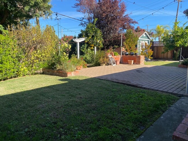 Photo - 1609 Blossom Hill Rd