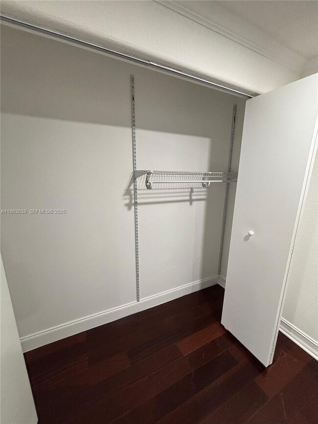 Photo - 645 NW 7th Ave Unidad Studio -1