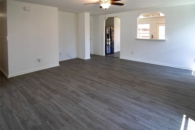 3219 Maryfield Ln
