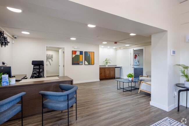 Vestíbulo - Broad View Apartments