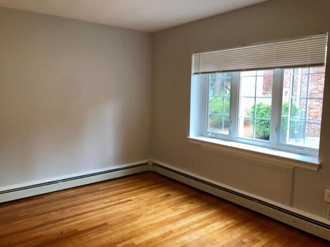 Photo - 14 Mount Ida St Unit 5