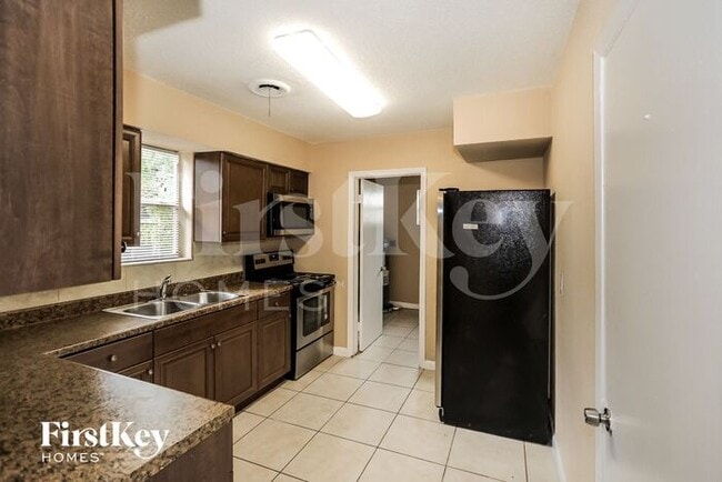 Photo - 351 SW 31st Ave