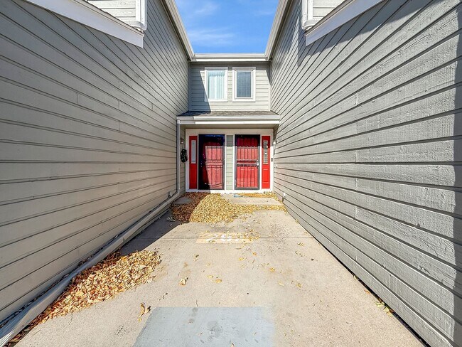 Photo - $0 DEPOSIT OPTION. CHARMING TWO-STORY TOWN...