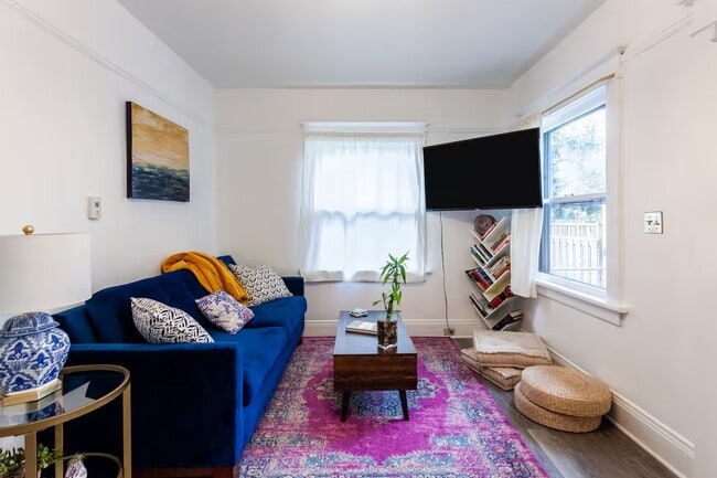 Photo - 1322 NE Skidmore St