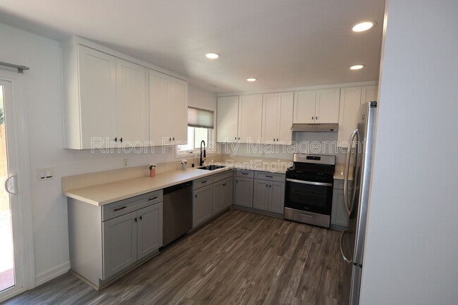 Photo - 102 Hoover Ave