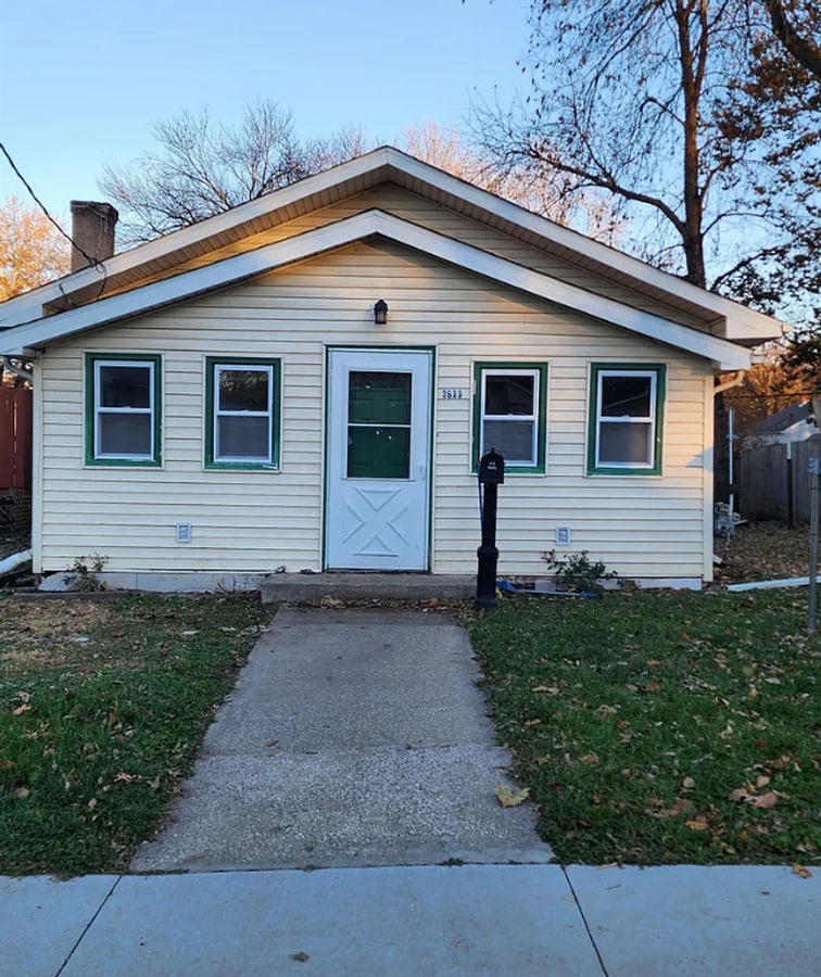 Charming 2BR Home in Highland Park Des Moines Coming Soon! - Charming 2BR Home in Highland Park Des Moines Coming Soon!