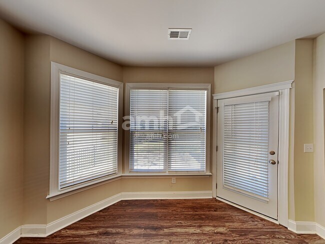 Photo - 8320 Willow Branch Dr Casa