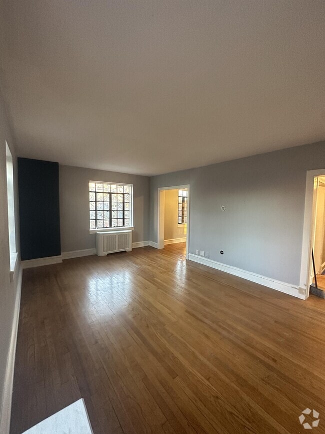 Building Photo - 1212 Delaware Ave Rental