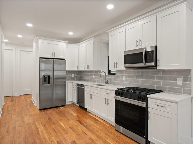 Photo - 858 W SIDE Ave Unit 1