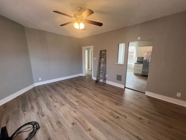 Photo - 7429 Park Ave Unit 2