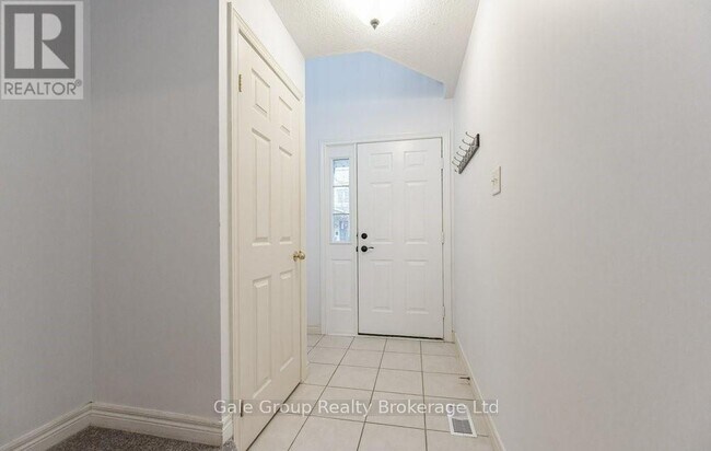 Photo - 1248 Guelph Line