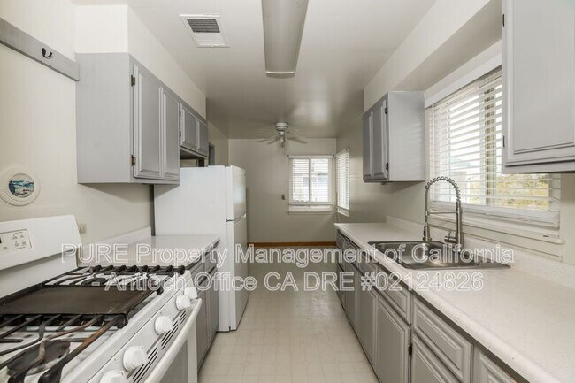 Photo - 2117 Biglow Dr