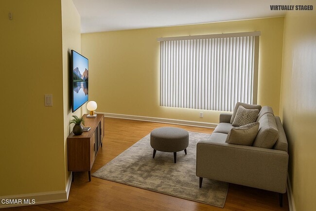 Building Photo - 10982 Roebling Ave Rental