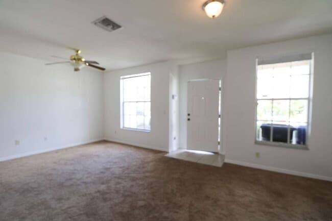Photo - Spacious 2 Bedroom, 2 1/2 Bath Townhome in...