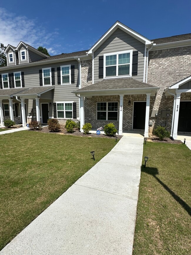 Photo - 6410 Olmadison Pl