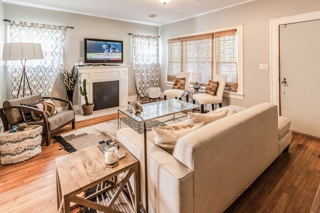 Photo - Midtown Tracy Park Bungalow with Downtown ...
