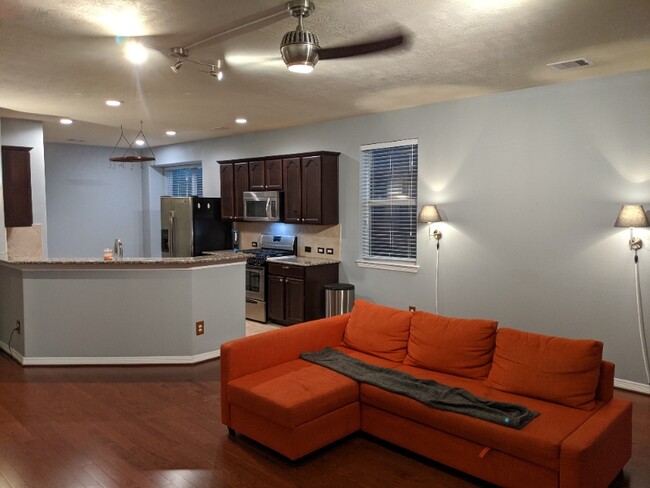 Photo - 15815 Keystone Ridge Ln