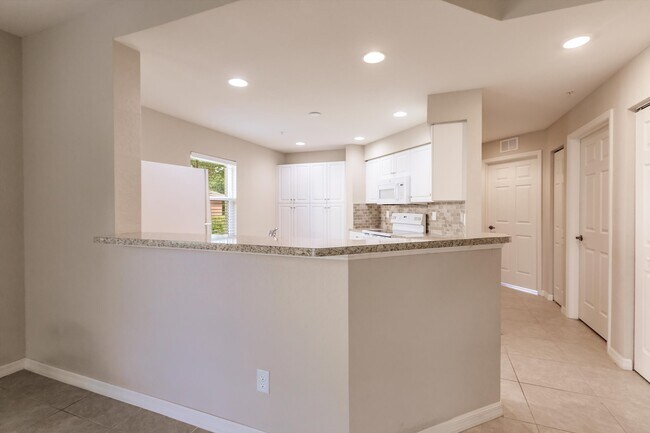 Photo - 27500 Palmesta Circle Unit 44