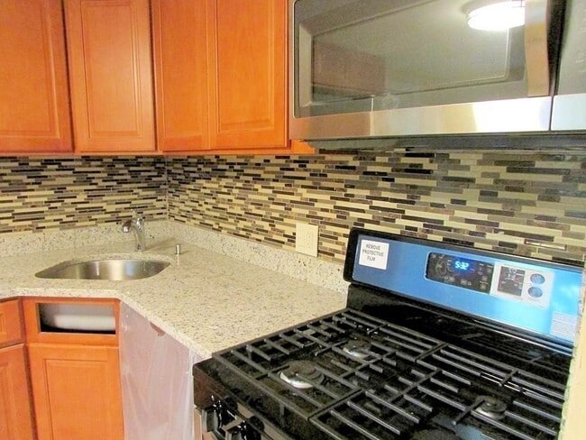 Photo - 1450 Washington St