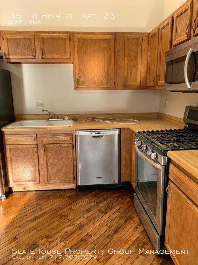 The Lofts at Savoy- 2 bedroom New Floors!! - The Lofts at Savoy- 2 bedroom New Floors!! Unit Apt. 23