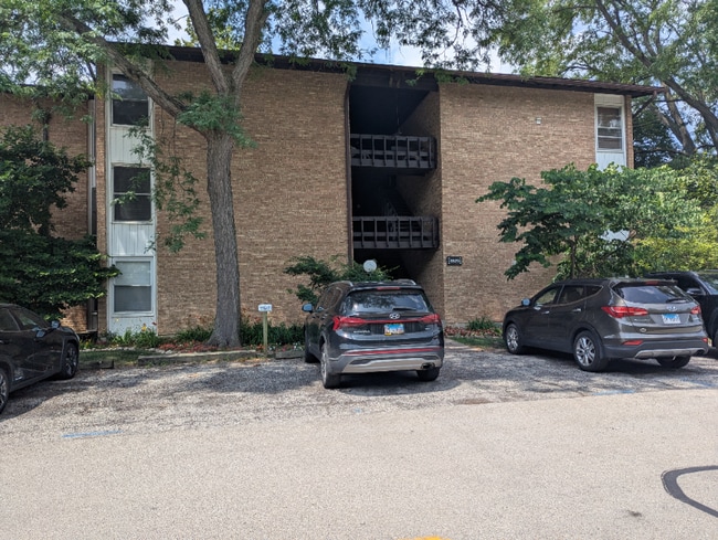 Building Photo - 5529 E Lake Dr Rental