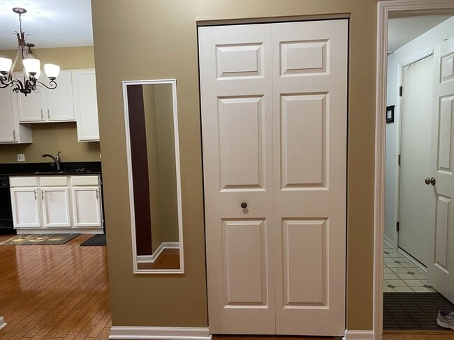 Photo - 2824 White Thorn Cir