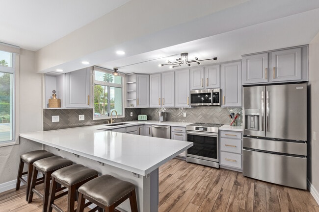 Photo - 6502 N Central Ave Unit B103