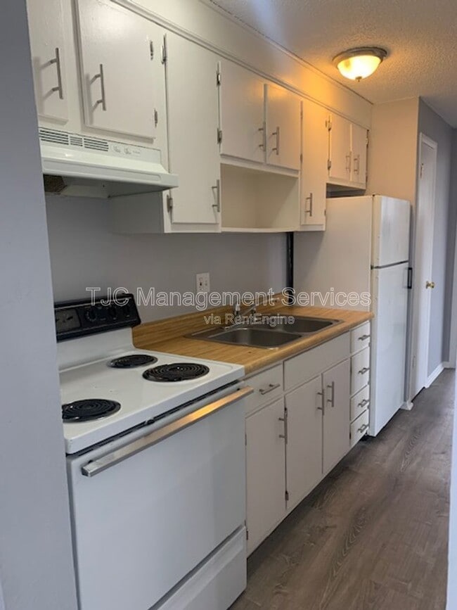 Photo - 1138 Corona St Unit 301