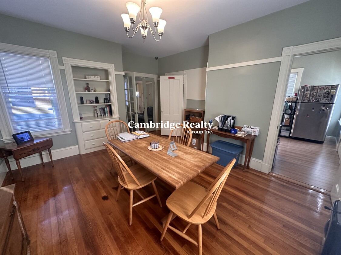 Photo - 374 Highland Ave (Somerville, MA)