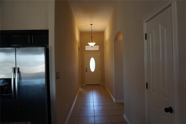 Photo - 5828 Megan St