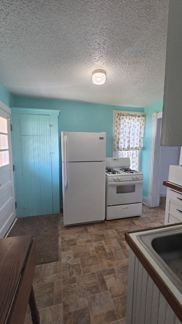 Photo - 814 9th Ave SW Unidad B