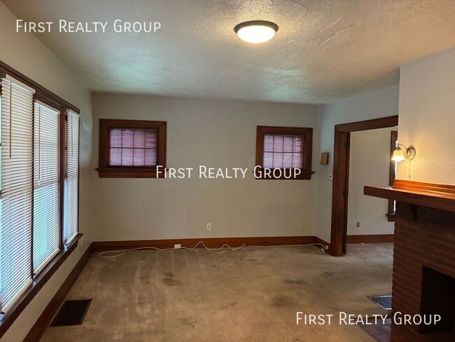 Photo - 222 S Findlay St