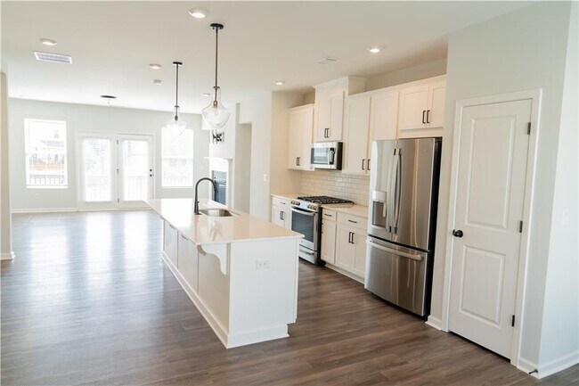 2675 Whistler Wy NE