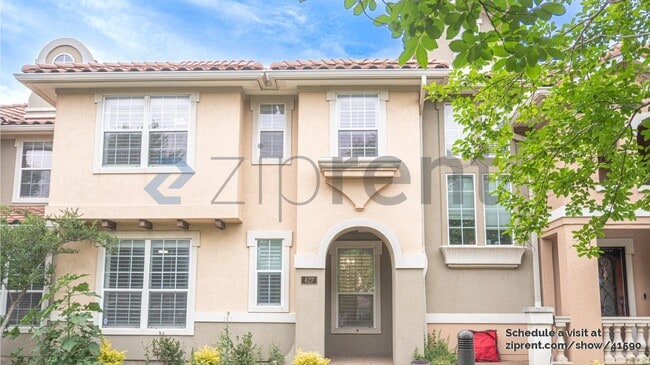Photo - 427 Fuente Townhome