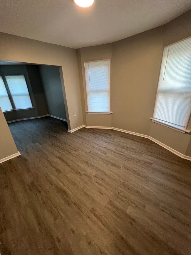 Photo - 334/336 Parkdale Ave. Unit 2