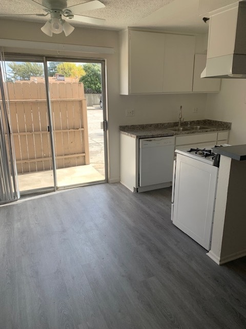 Photo - 5444 Bellingham Ave Unidad Great1st Floor with Patio